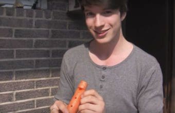 Gemüse-Instrumente: Flöte aus Karotte basteln