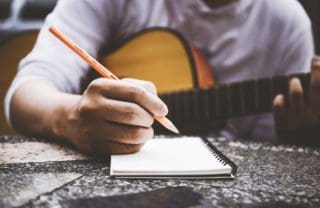 Themensuche beim Songwriting: Wie du deinen Fundus erweiterst