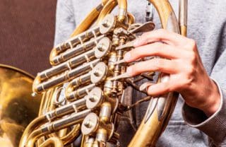 Horn ab welchem Alter – wann es mit dem Waldhorn losgehen kann