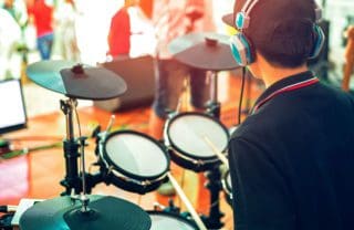 E-Drum kaufen – offen sein für das Beste aus zwei Welten