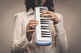 Melodica spielen – interessantes Instrument nicht nur für Einsteiger