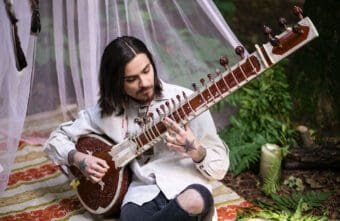 Indische Sitar kaufen – Ausflug in meditative Welten