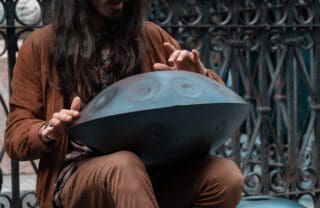 Handpan kaufen – Instrument der sphärischen Klänge