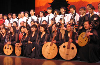Chinesische Ruan – fernöstlich musikalischer Familienausflug