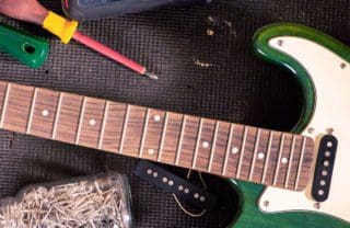 E-Gitarre einstellen – Tipps für Instandhaltung und Fine-Tuning