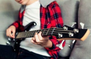 E-Bass neu oder gebraucht kaufen: Stellt sich die Frage wirklich?