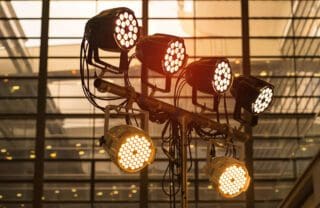 Lichtstative kaufen – Ständermaterial auf der Bühne Teil 2